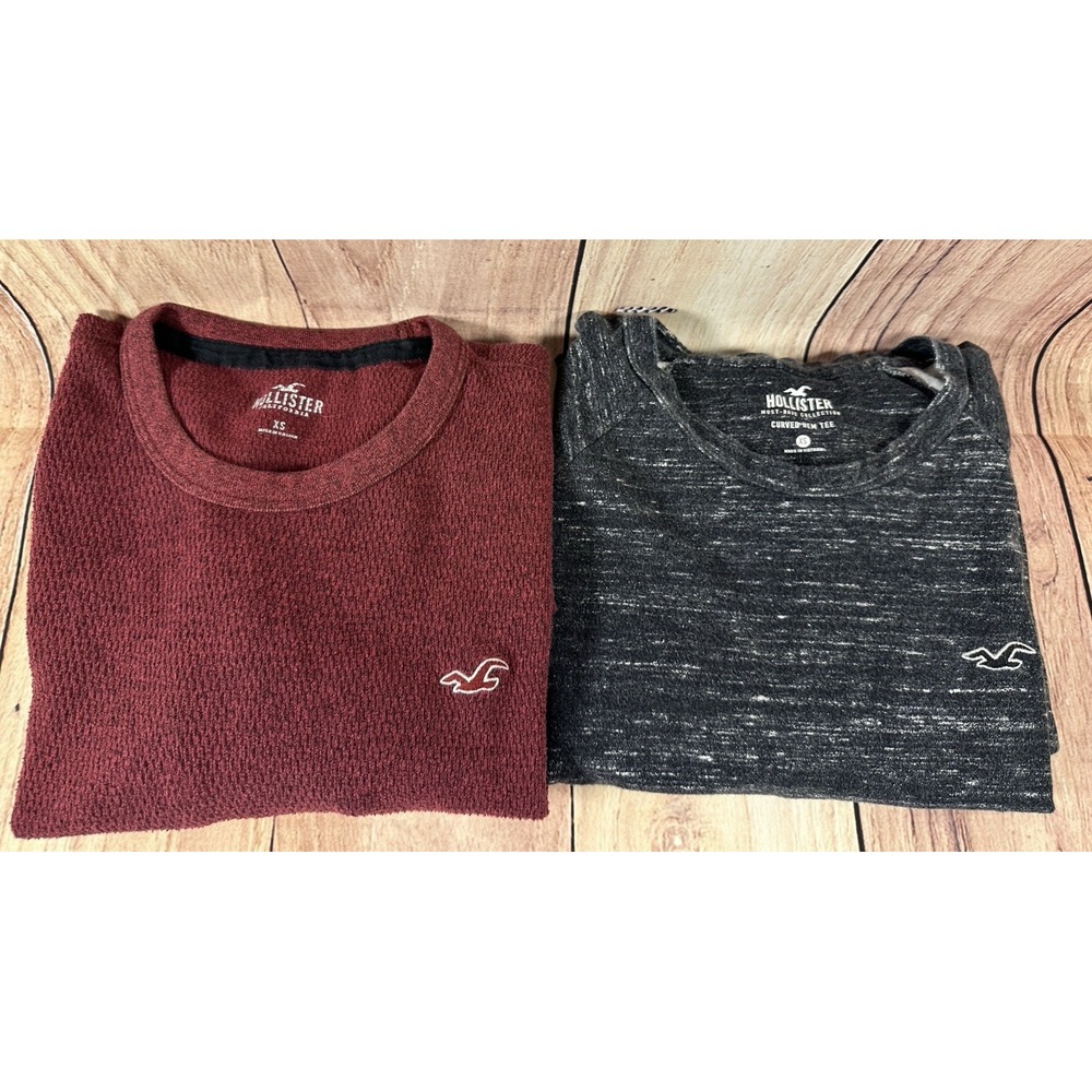Hollister‎ Men XS Long Sleeve Shirt Lot of 2 Black Red Burgundy Crew Neck XSMALL